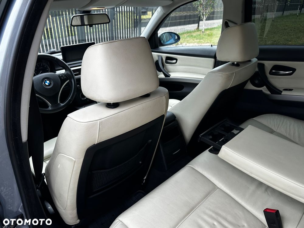 BMW Seria 3 - 30