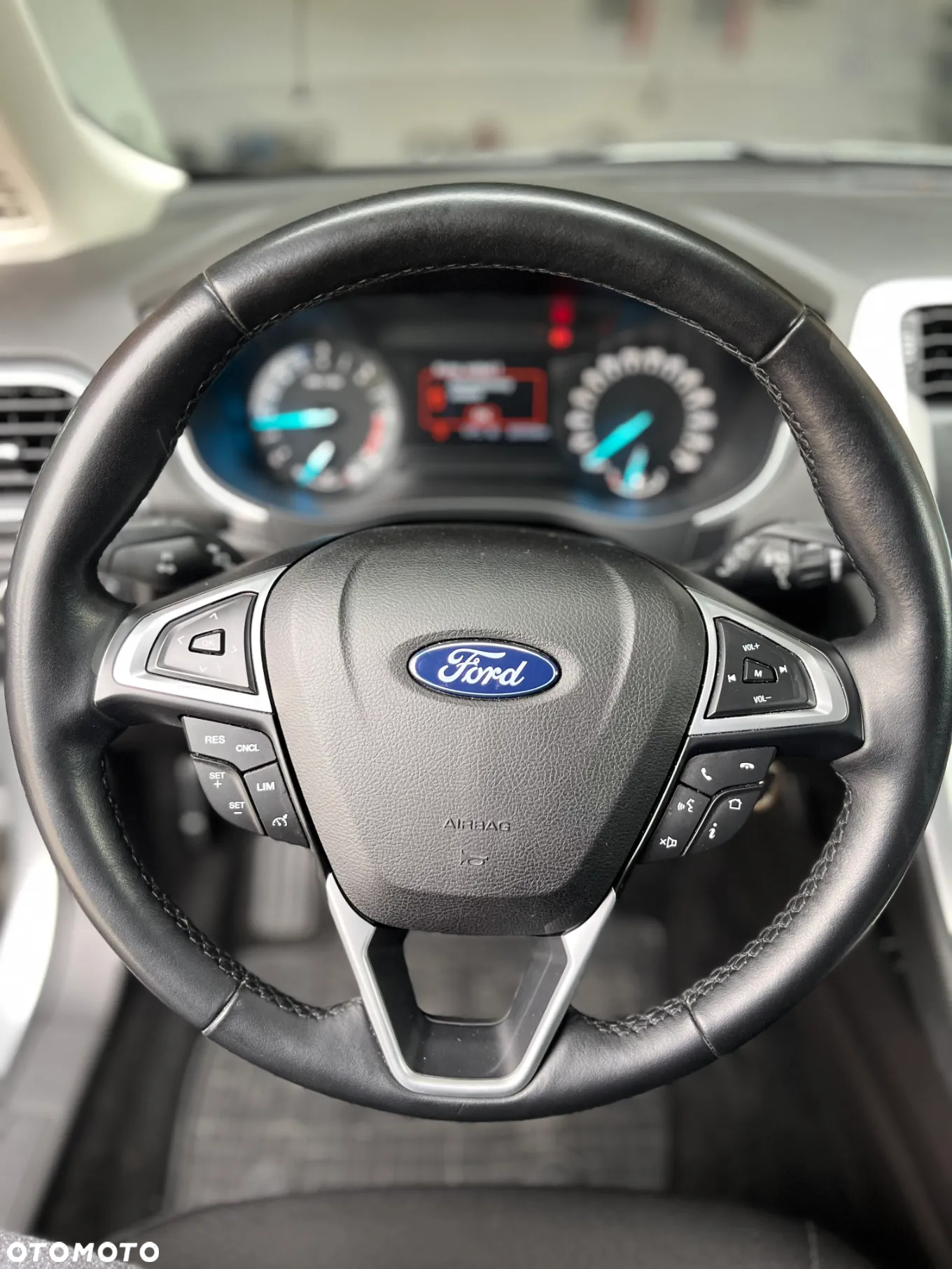 Ford Mondeo - 11