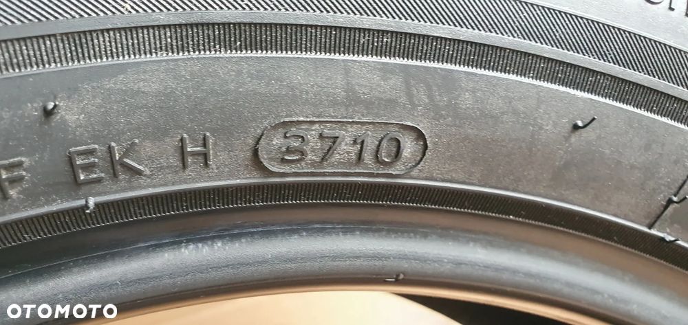 1X Opona Hankook Optimo K415 225/60 R17 3710 8mm - 10