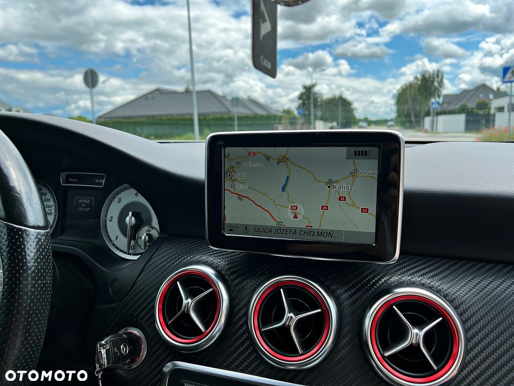 Mercedes-Benz Klasa A 180 d AMG Line - 28