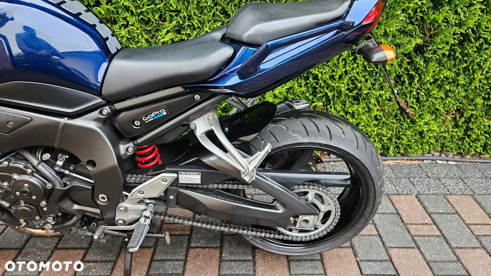 Yamaha FZ - 26