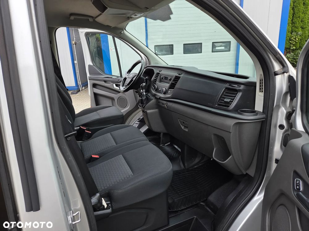 Ford Transit Custom - 23