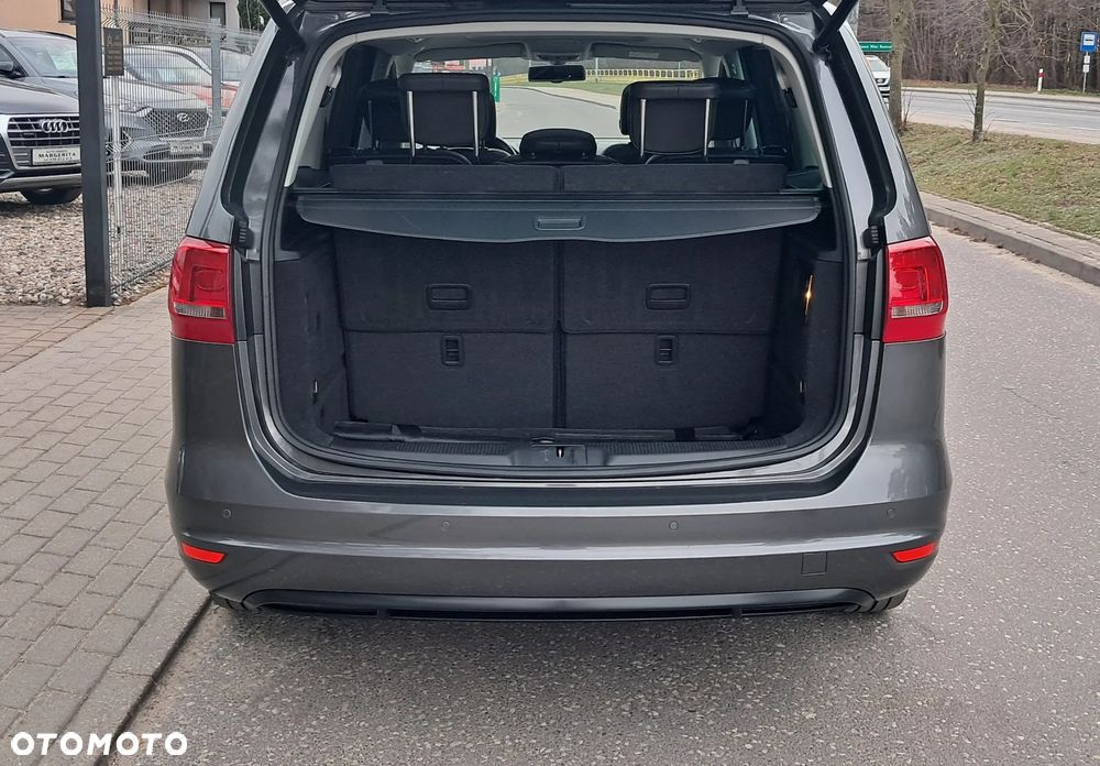 Volkswagen Sharan 2.0 TDI DSG Highline - 39
