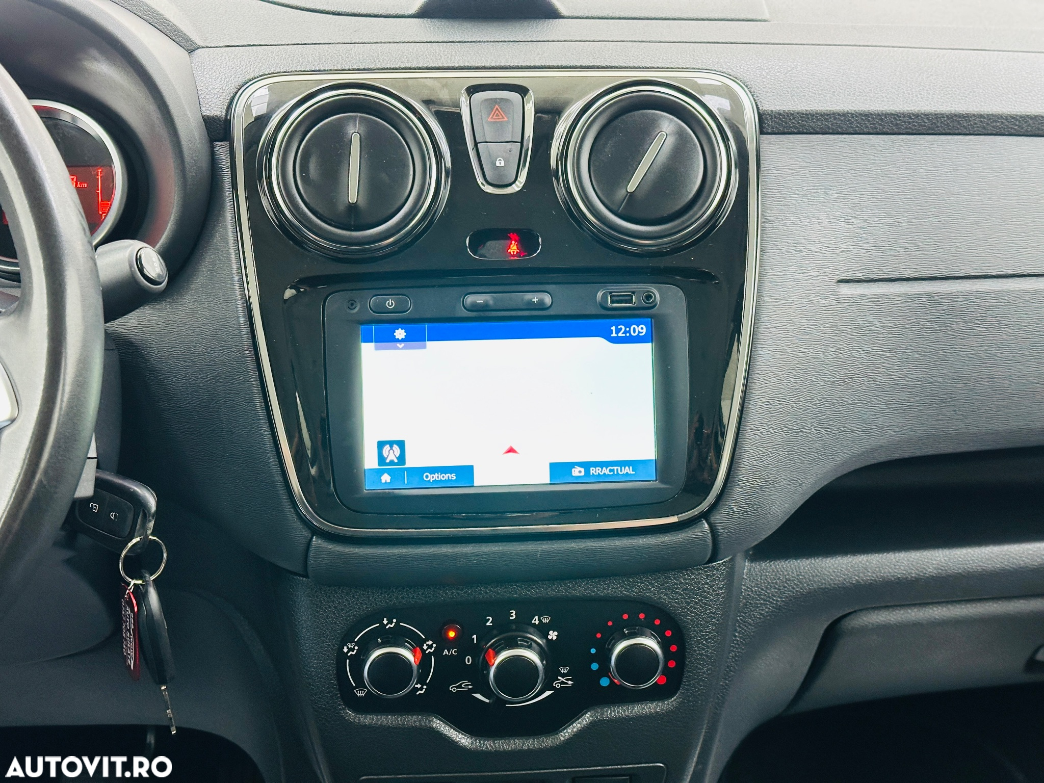 Dacia Lodgy - 24