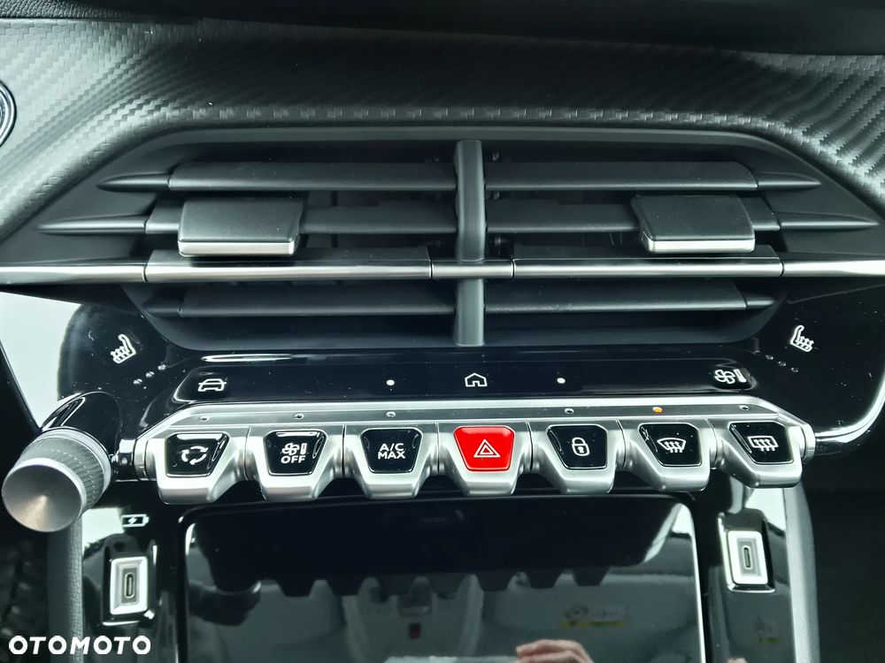 Peugeot 208 1.2 mHEV Allure - 13