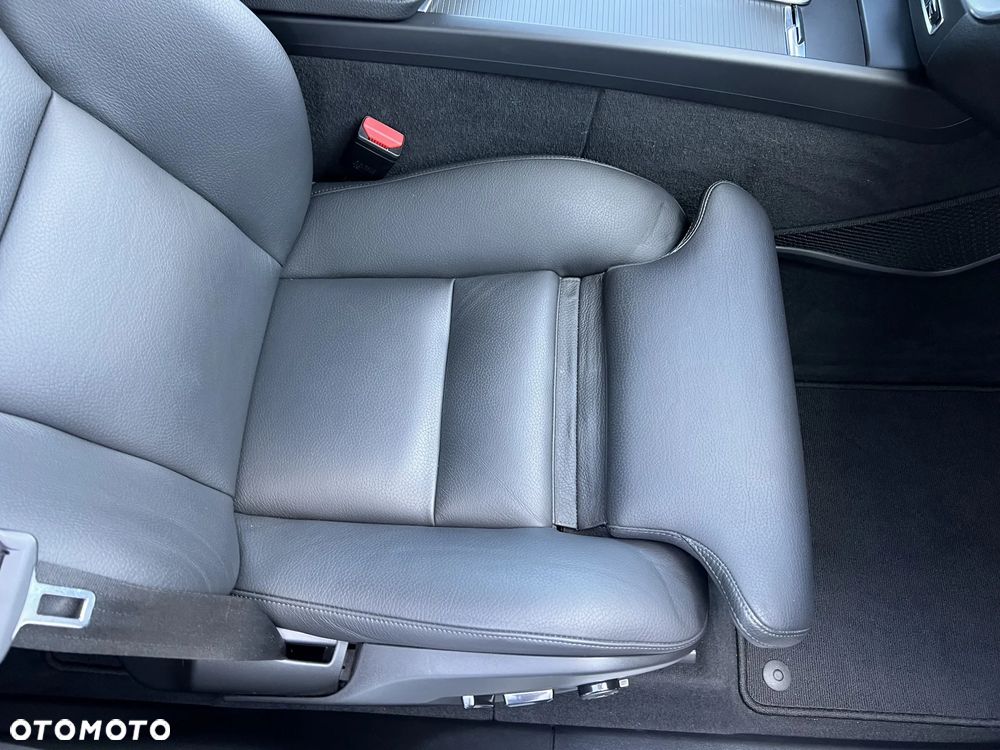 Volvo XC 60 D4 Geartronic Momentum Pro - 33