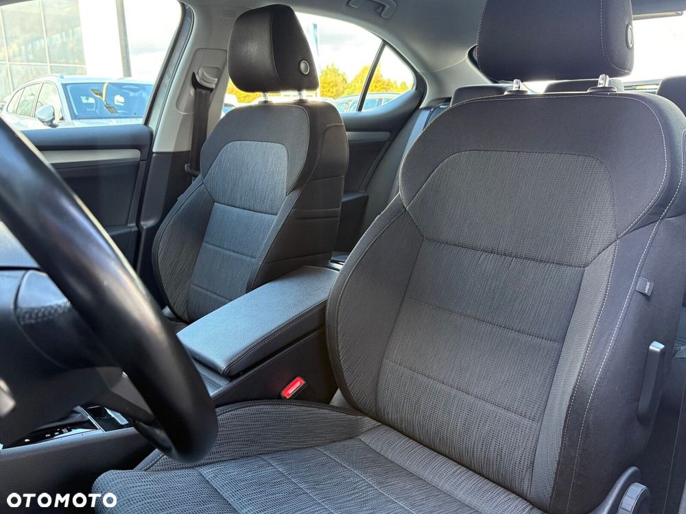 Skoda Superb 2.0 TDI SCR Ambition DSG - 13