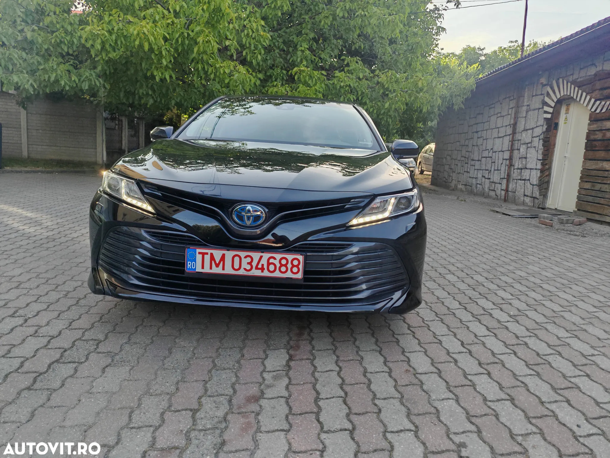 Toyota Camry 2.5 Hybrid Business - 2