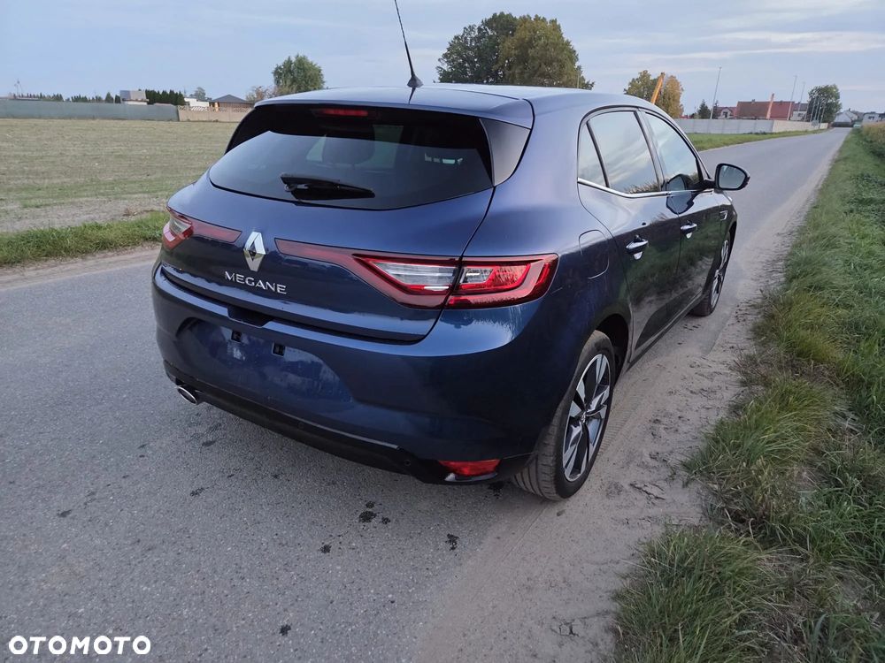 Renault Megane TCe 160 GPF EDC BOSE EDITION - 4