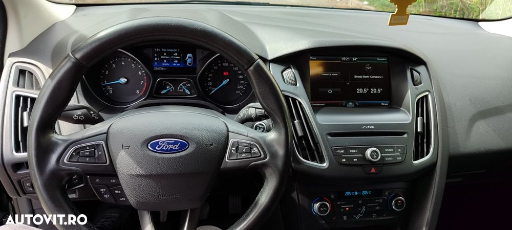 Ford Focus 1.0 EcoBoost Start Stop Titanium - 10