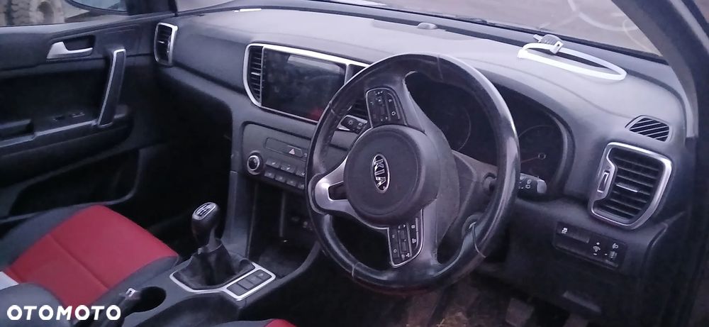 Kia Sportage 1.7 CRDI 2WD ISG Spirit - 8