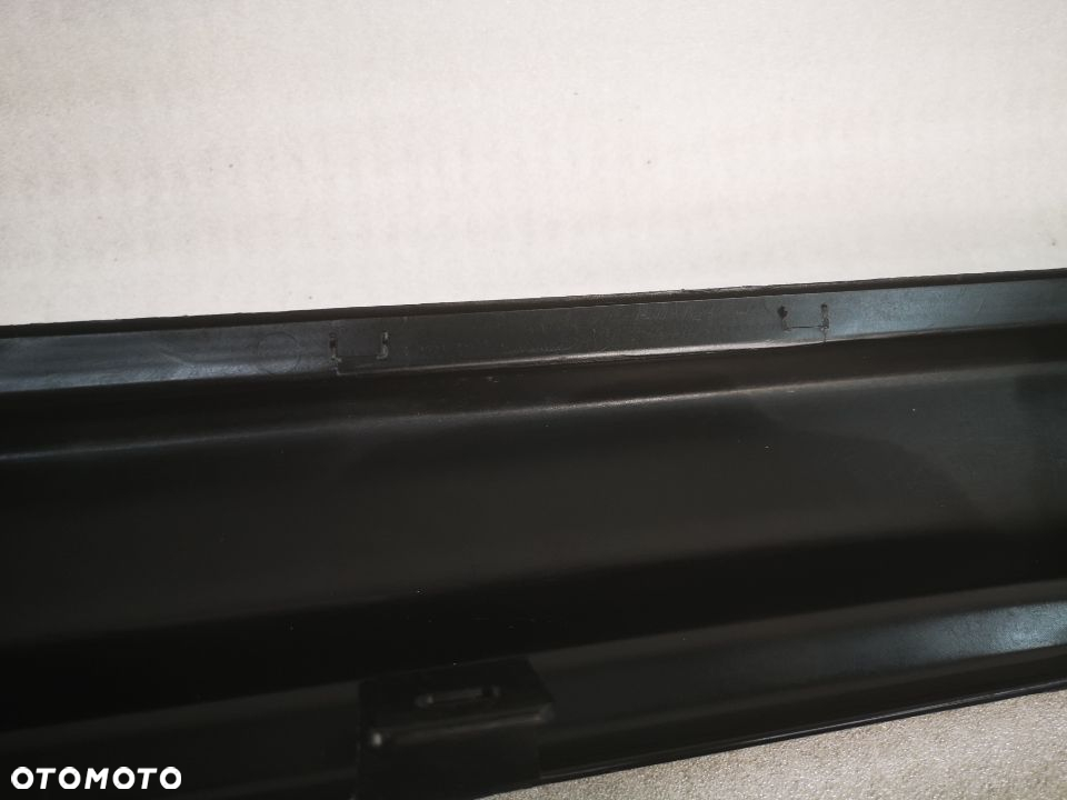 JEEP GRAND CHEROKEE 14- WK2 PRAWA LISTWA PROGOWA / NAKŁADKA PROGU NR AUKCJI PR177 - 18