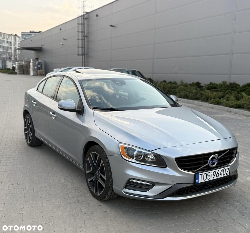 Volvo S60 - 2