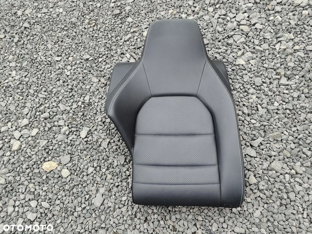 MERCEDES W204 Coupe Lift Kanapa Tylna Biała Nić - 29