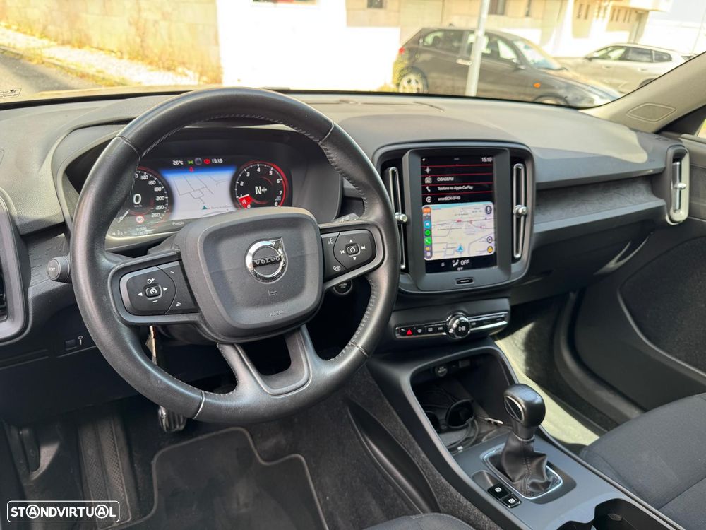 Volvo XC 40 1.5 T3 Tech Edition - 5