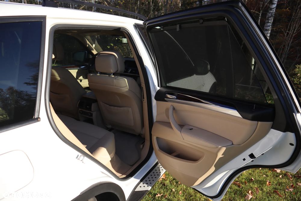 BMW X5 xDrive35i - 25
