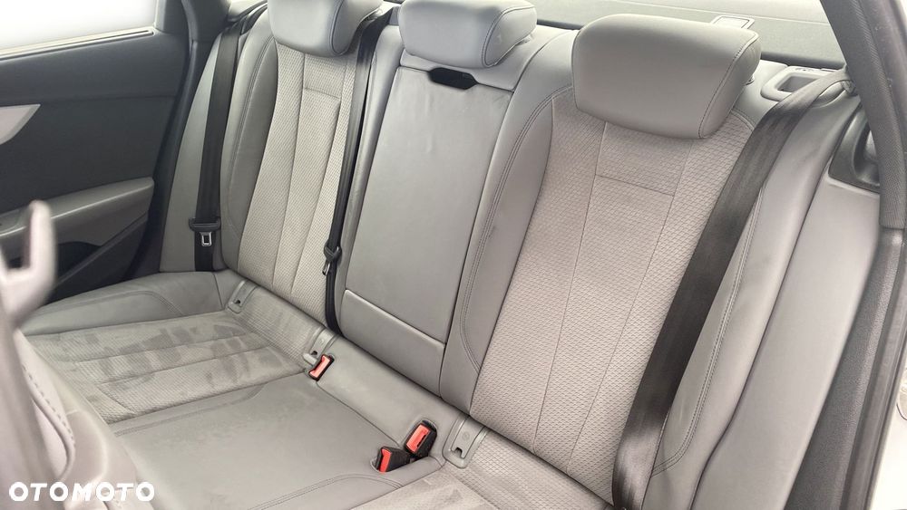 Audi A4 Limousine 40 TFSI mHEV Advanced S tronic - 12