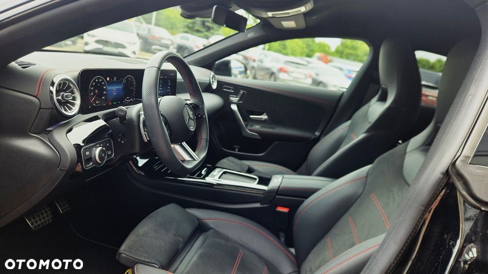 Mercedes-Benz CLA - 8