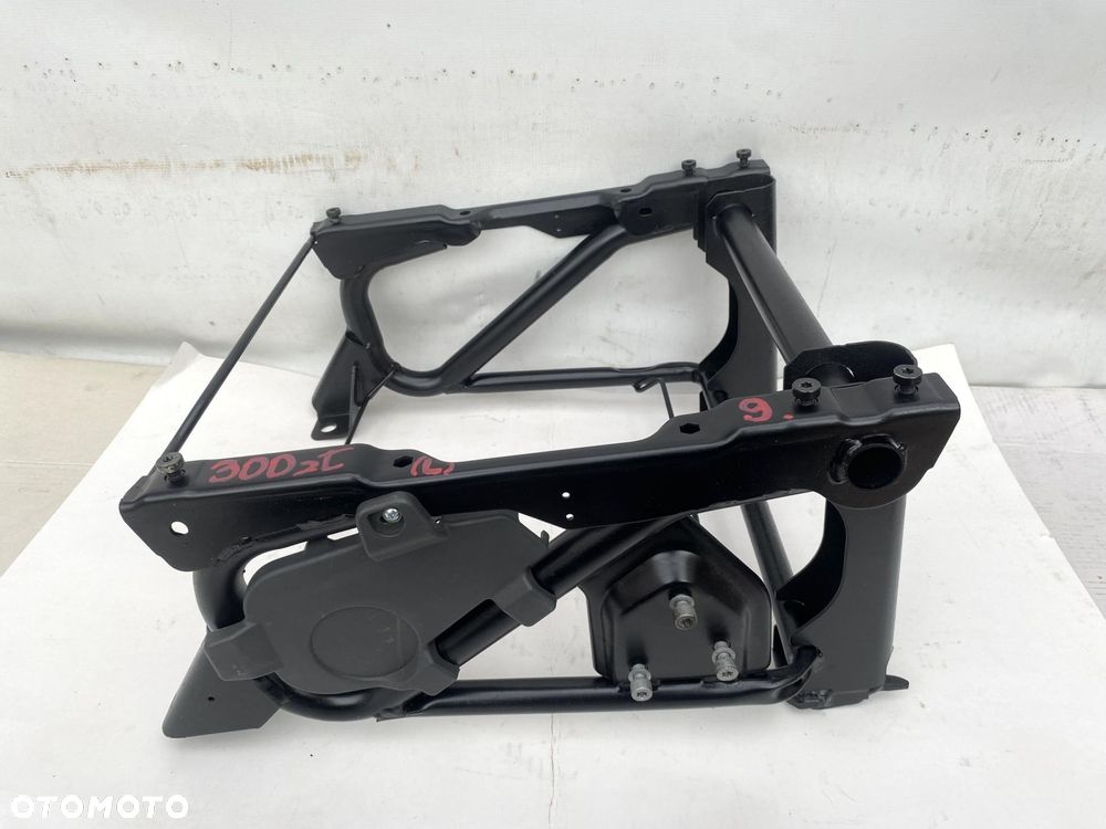 DUCATO JUMPER BOXER 14- PODSTAWA FOTELA PRZEDNIEGO KIEROWCY LEWEGO