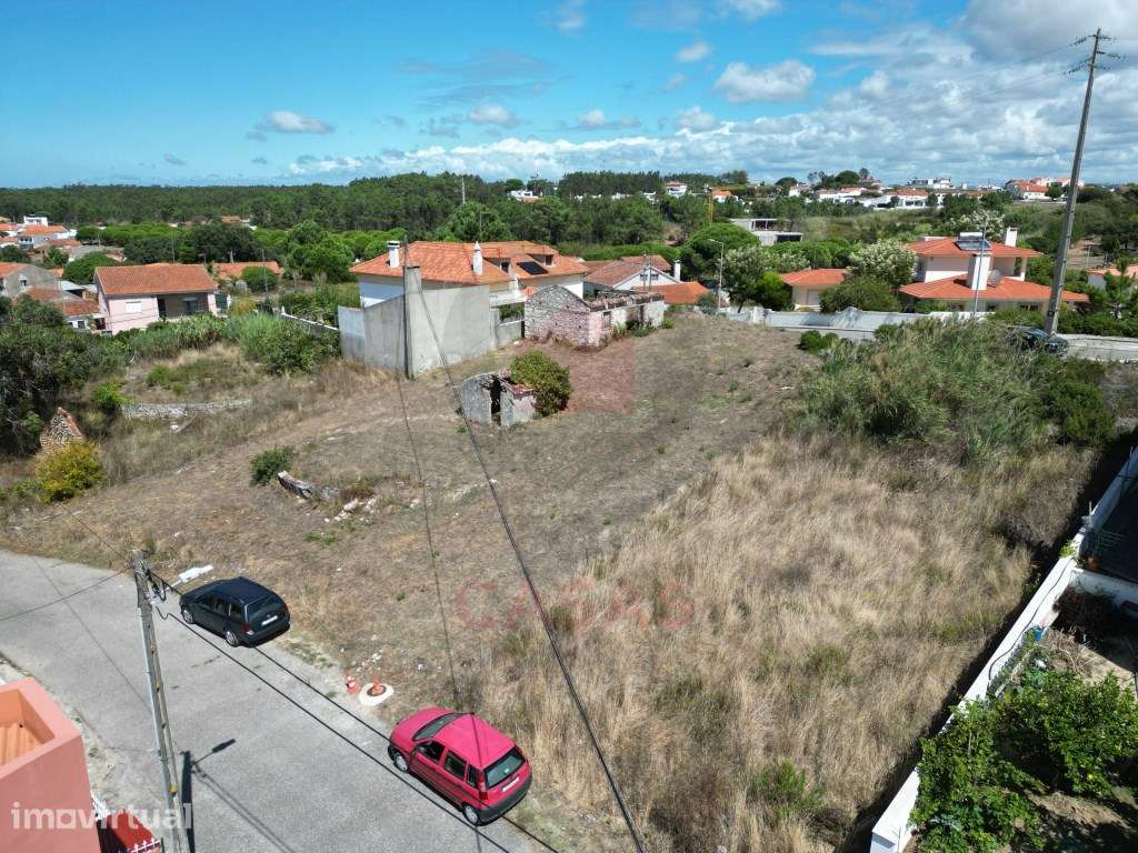 Terreno com ruina situado no Nadadouro - Grande imagem: 4/12