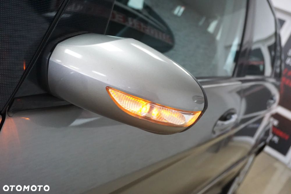 Mercedes-Benz Klasa B 200 CDI Autotronic - 25