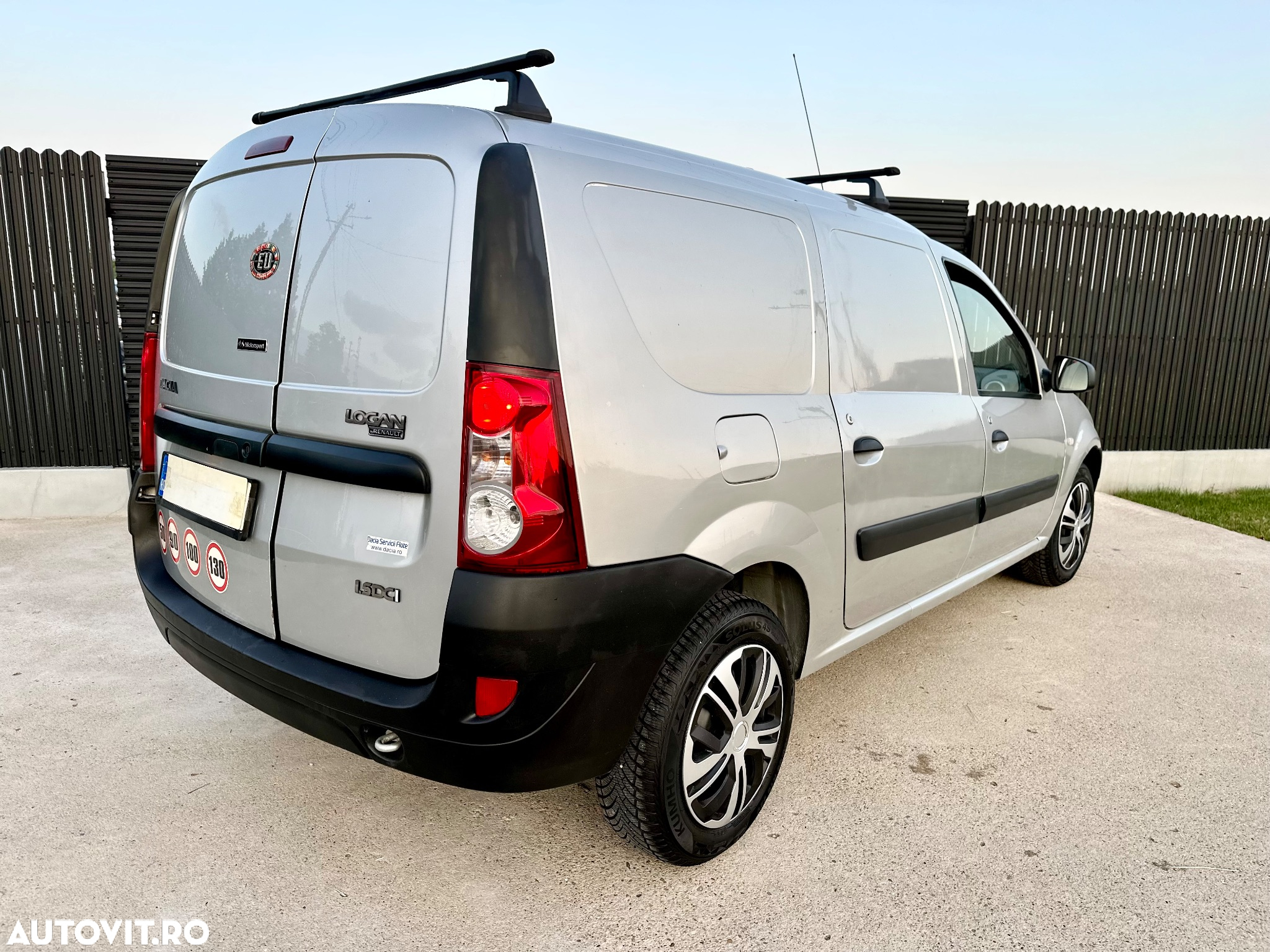 Dacia Logan Van - 3