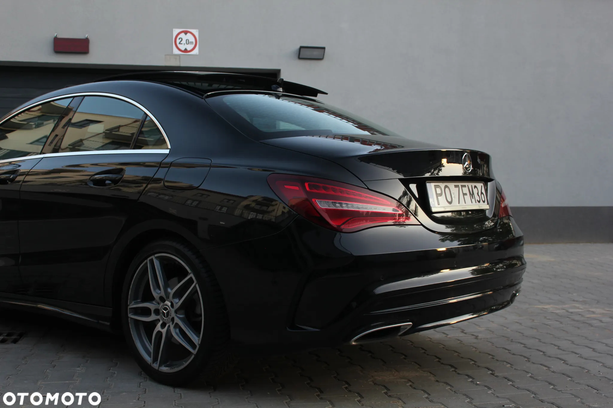 Mercedes-Benz CLA 200 7G-DCT AMG Line - 31