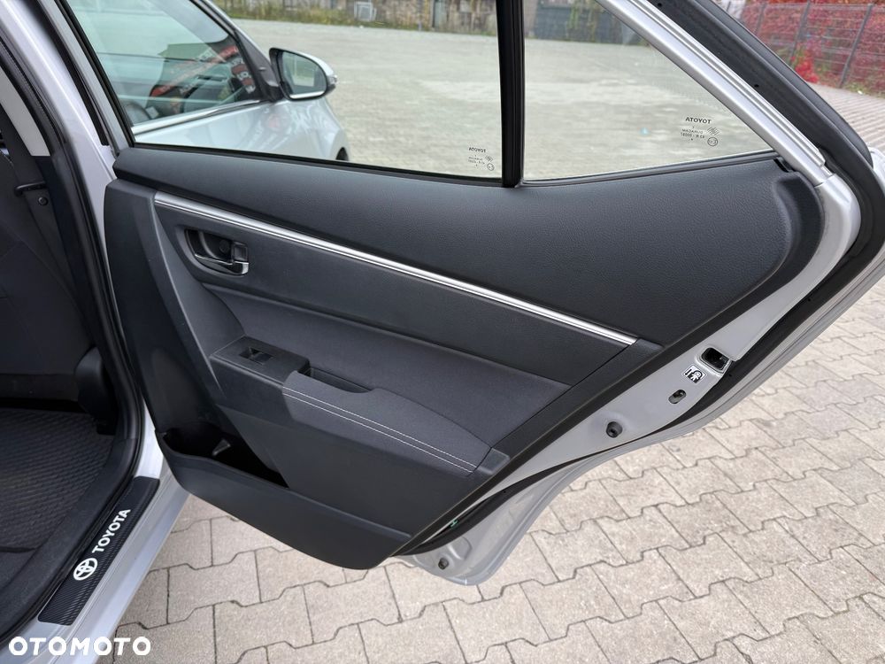 Toyota Corolla 1.6 Premium - 20