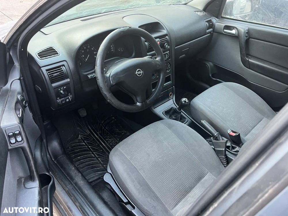 Dezmembrez Opel Astra G gri inchis 1,4 benzina 2006 - 8