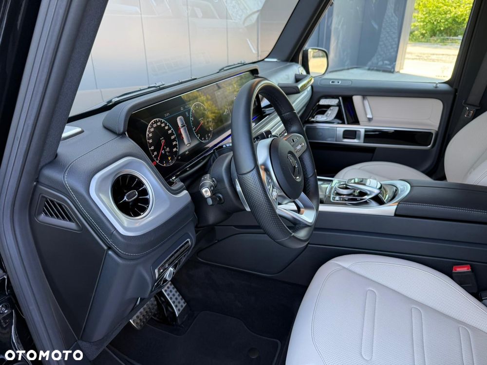 Mercedes-Benz Klasa G 500 9G-TRONIC AMG Line - 38