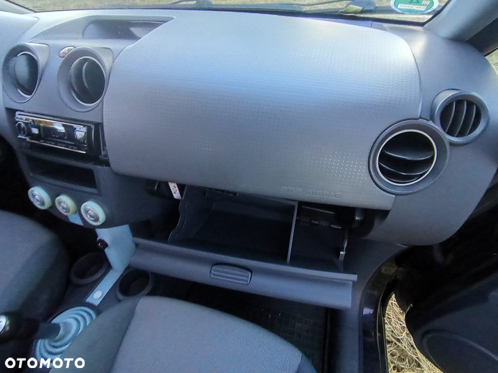 Mitsubishi Colt 1.1 - 6
