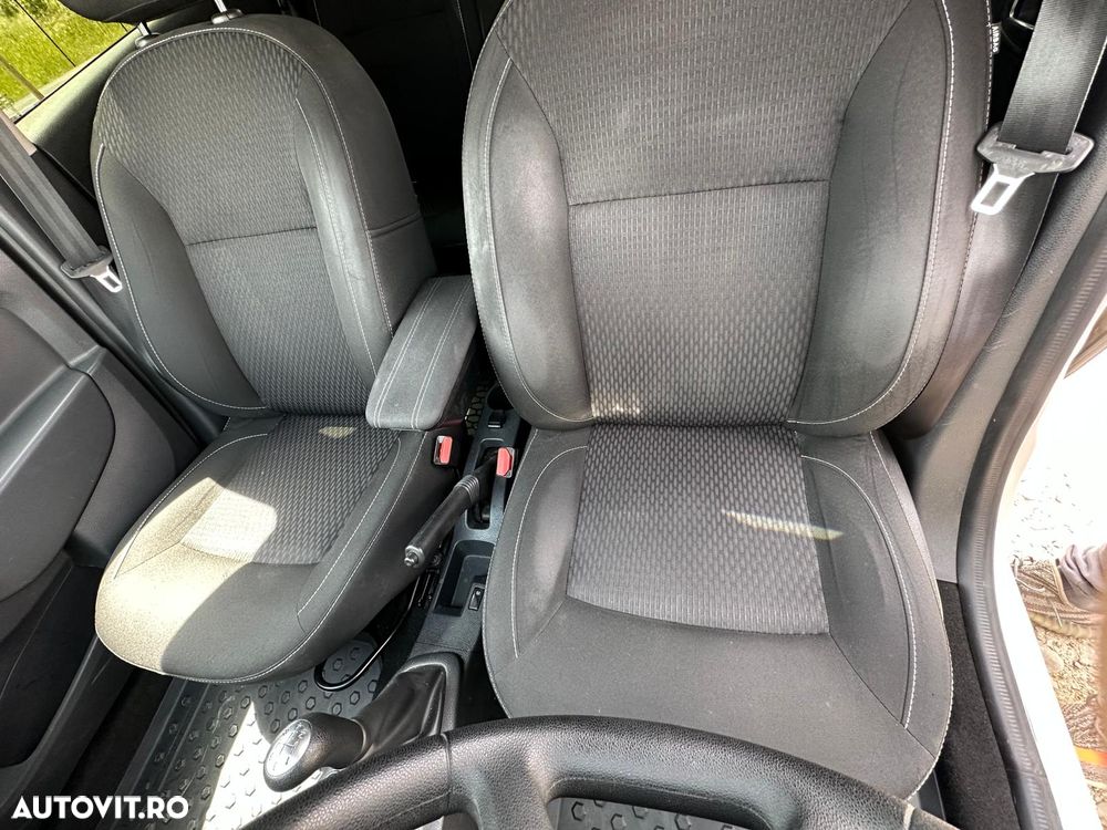 Dacia Logan 0.9 TCe Prestige - 10