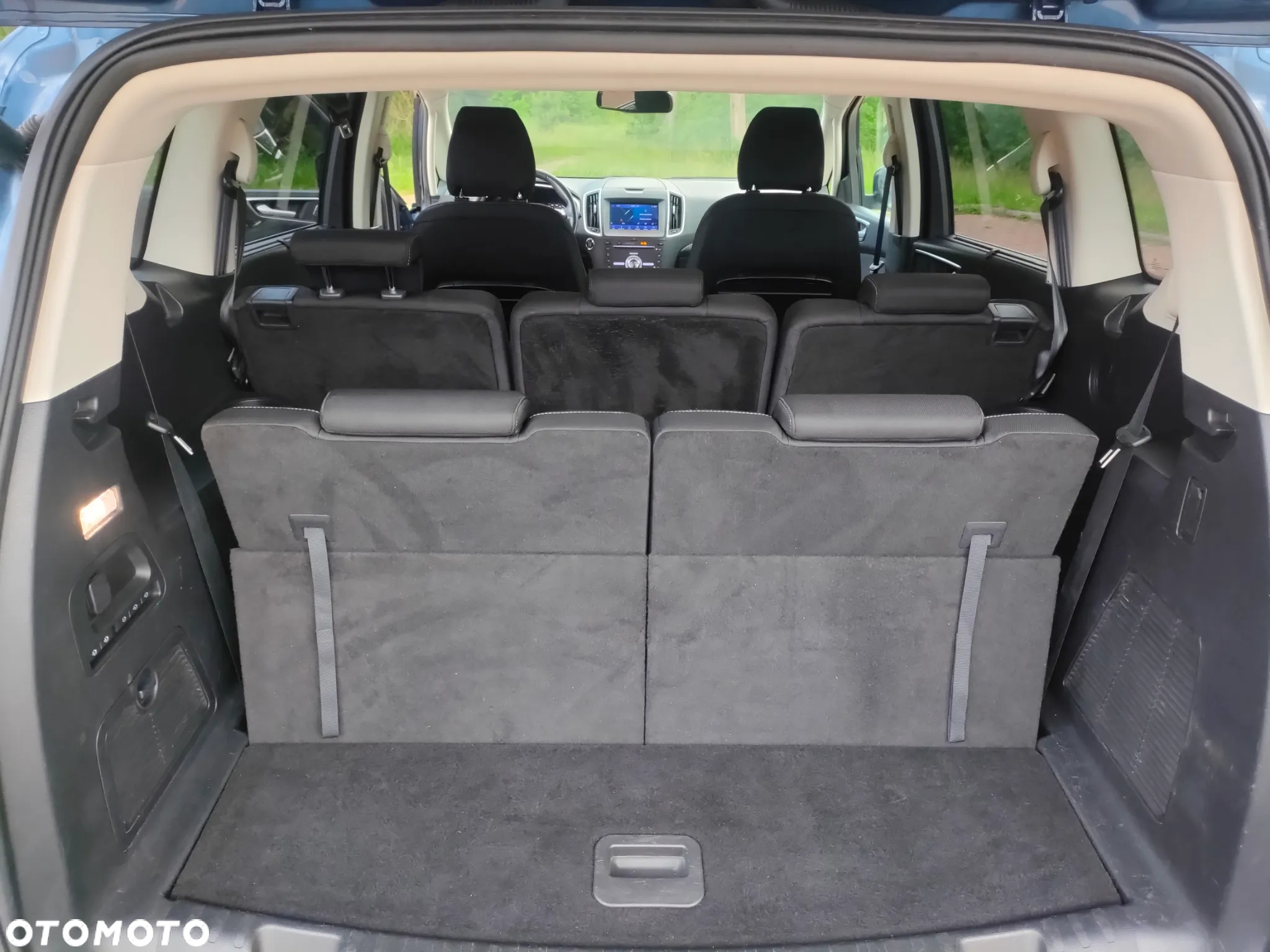 Ford S-Max 2.0 EcoBlue Titanium - 35