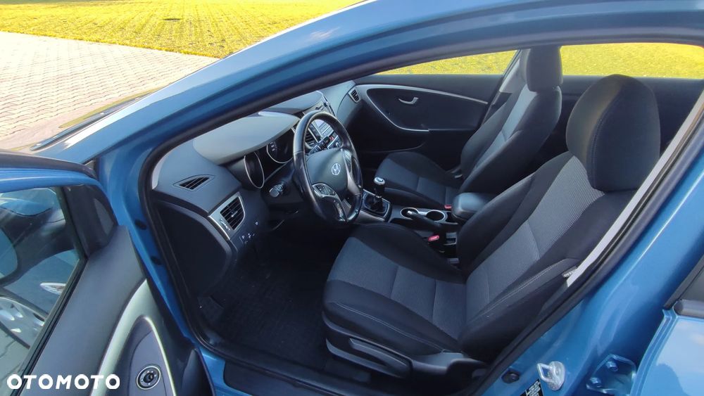 Hyundai i30 1.4 CRDi Trend - 8