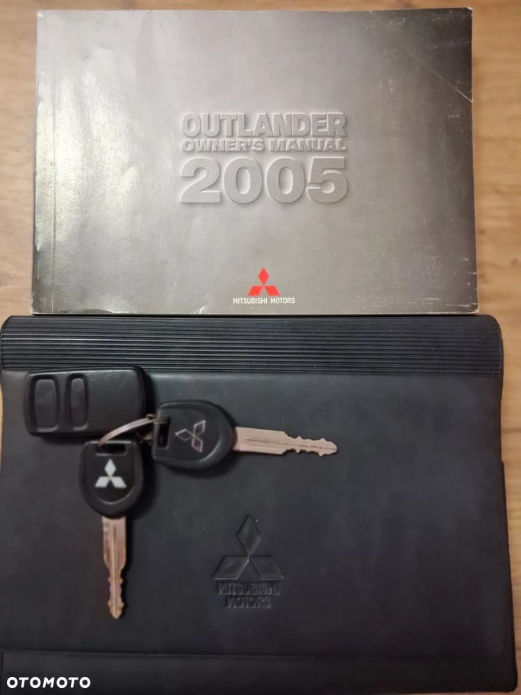 Mitsubishi Outlander - 18