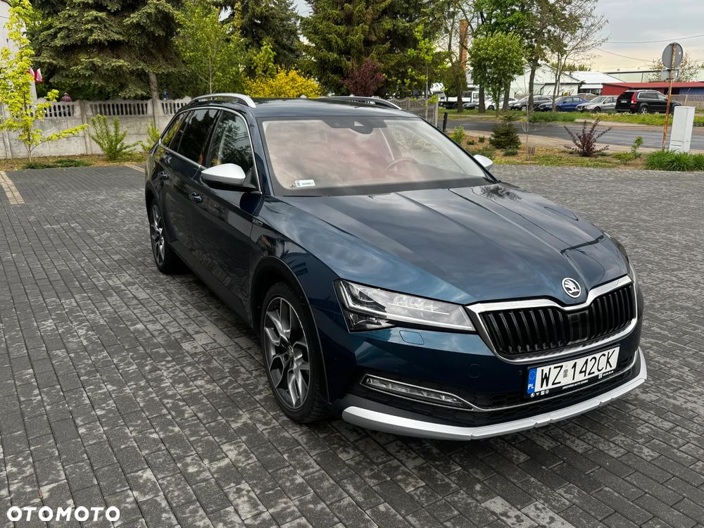 Skoda Superb 2.0 TDI SCR 4x4 Scout DSG - 4