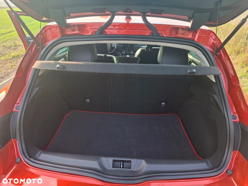 Renault Megane 1.6 dCi Intens - 12