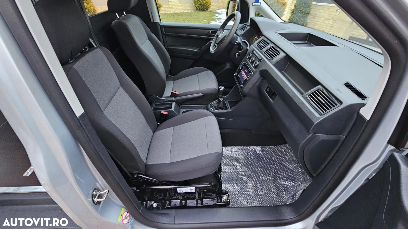 Volkswagen Caddy - 11