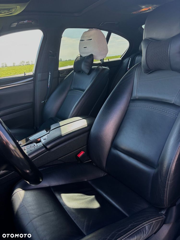 BMW Seria 5 528i - 8