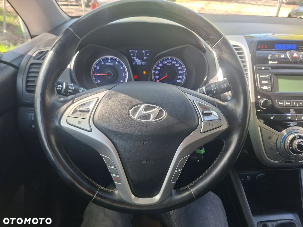 Hyundai ix20 1.4 blue Passion - 24