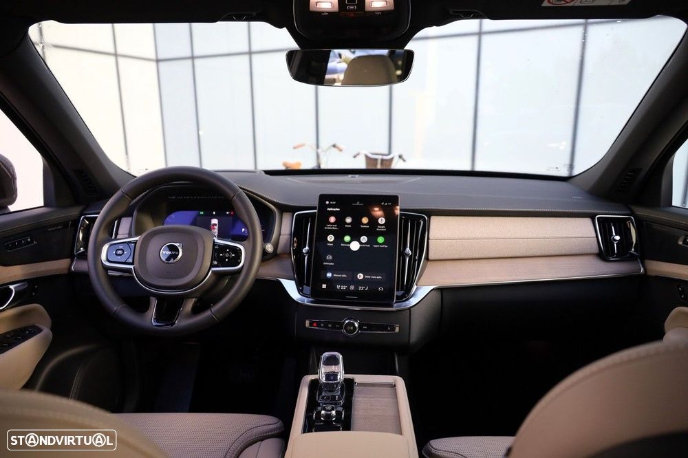 Volvo XC 90 2.0 T8 PHEV Plus Bright AWD - 24