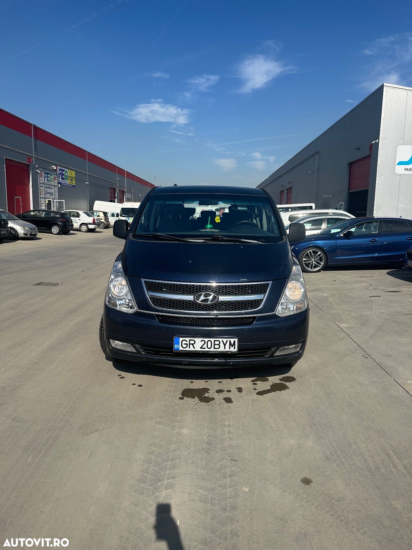 Hyundai H-1 2.5 CRDi Travel Comfort - 1