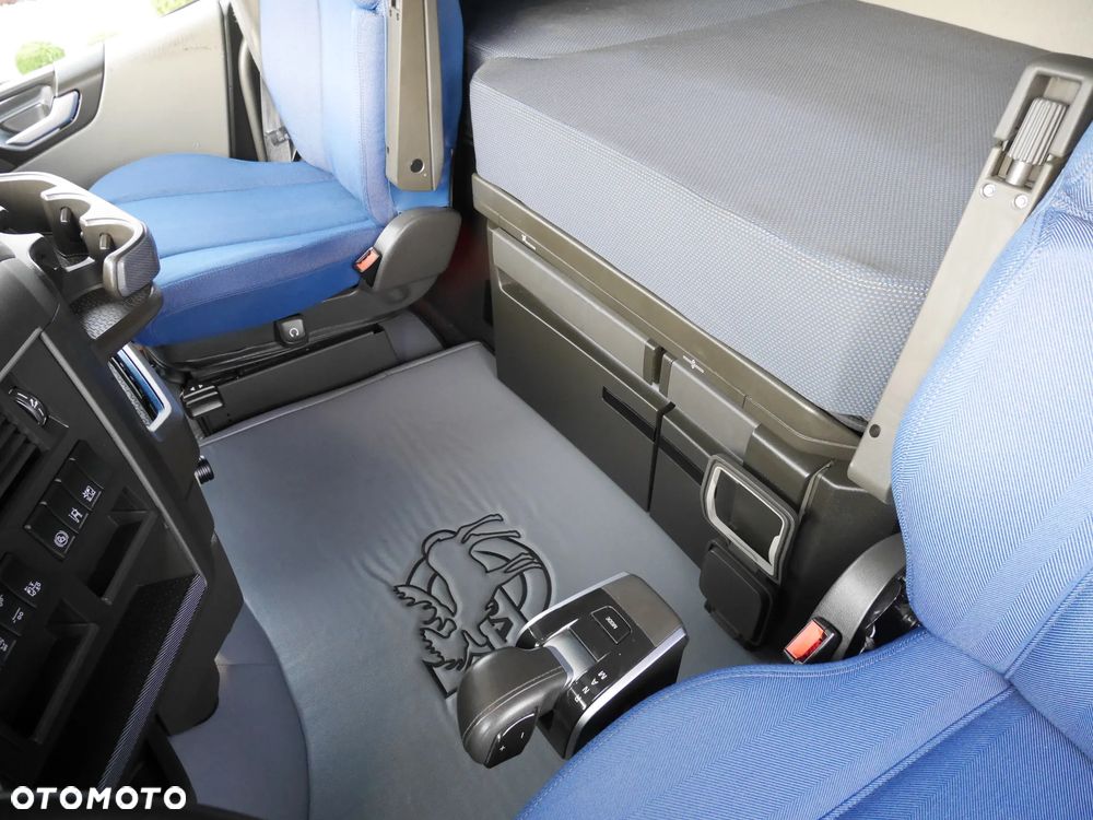 Volvo FH / 500 / EURO 6/Klima Postojowa/ ACC / I -COOL / NO - 21