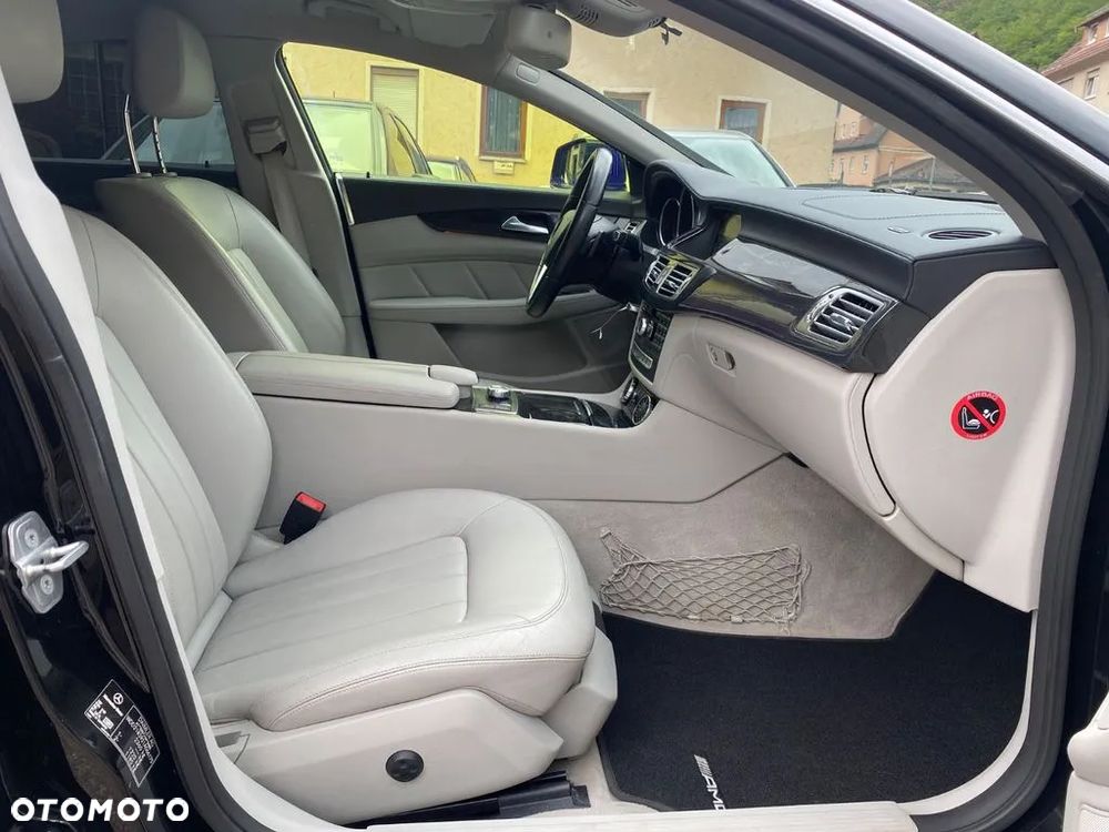 Mercedes-Benz CLS 350 CDI 4-Matic BlueEff - 10