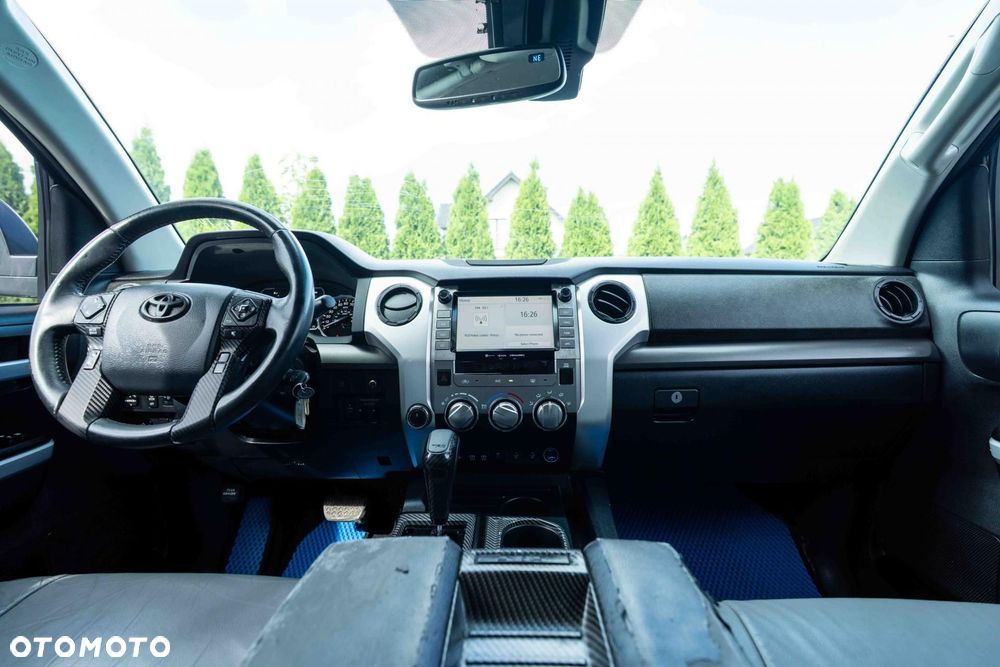 Toyota Tundra - 15