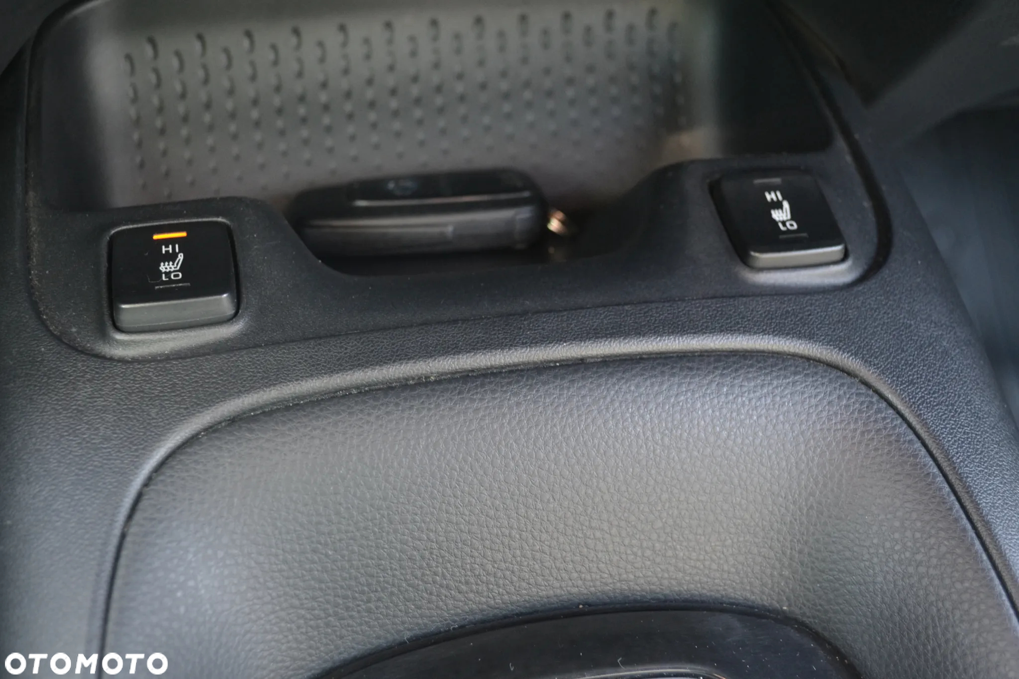 Toyota Corolla 1.8 Hybrid Comfort - 33