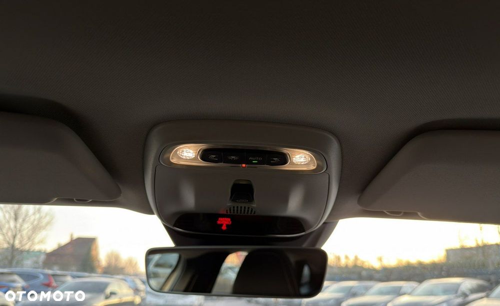 Volvo V40 - 31