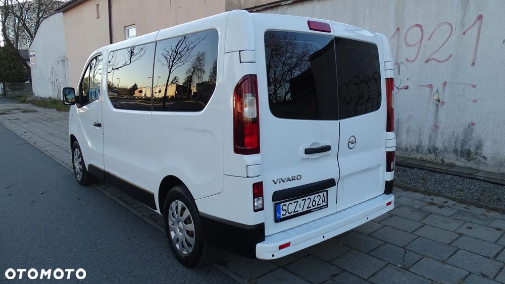Opel Vivaro L1H1 2.7t Elegance Premium - 4