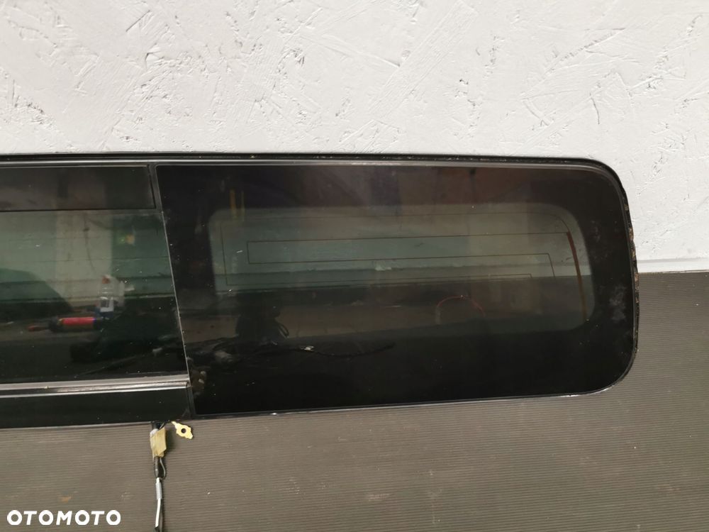 navara d23 alaskan mercedes klasa x w470 szyba tylna karoseryjna uchylna - 10