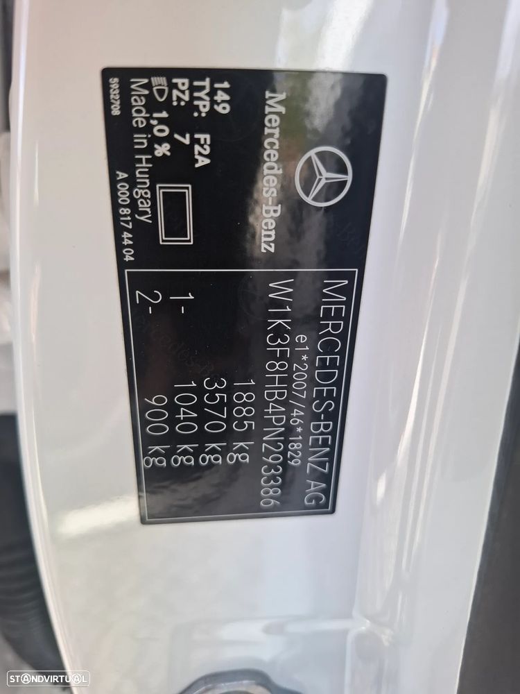 Mercedes-Benz A 200 7G-DCT AMG Line - 60